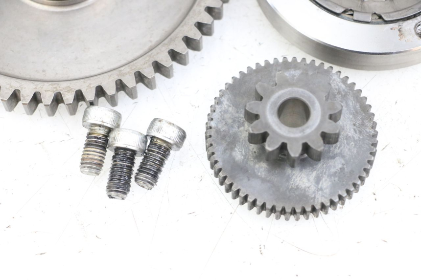 photo de RUOTA LIBERA AVVIAMENTO KYMCO XCITING 250 (2006 - 2009) - Altra angolazione