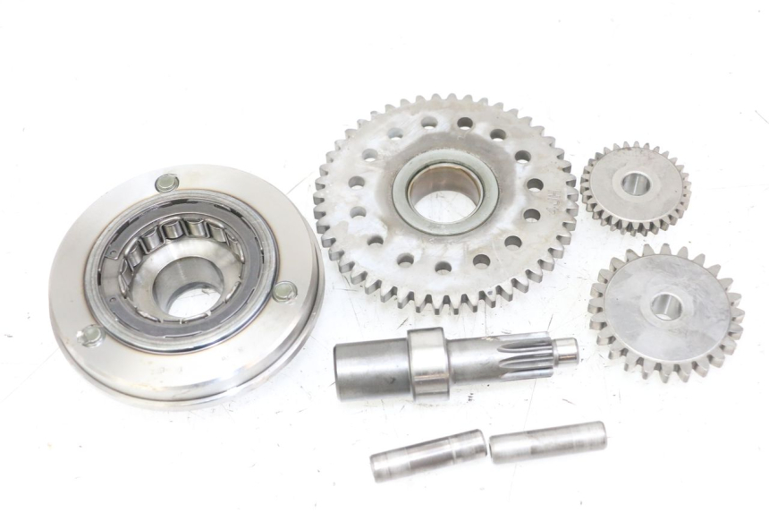 photo de RUOTA LIBERA AVVIATORE YAMAHA FZS FAZER 600 (2001 - 2003) - Primo piano tecnico