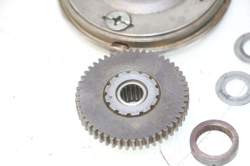 photo de RUOTA LIBERA AVVIATORE YAMAHA YP MAJESTY 125 (2002 - 2006) - Primo piano tecnico