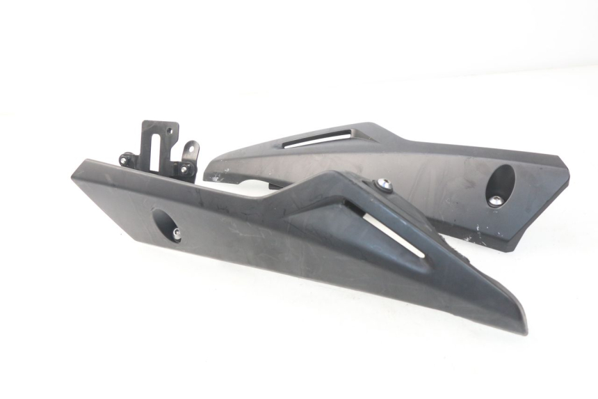 photo de PUNTALE YAMAHA FZ8 800 (2010 - 2016) - Altra angolazione