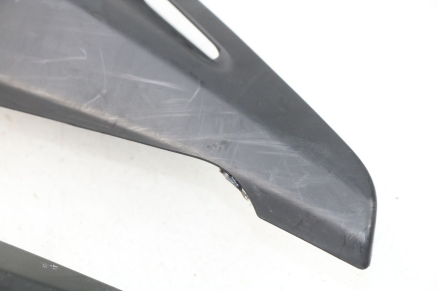 photo de PUNTALE YAMAHA FZ8 800 (2010 - 2016) - Vista d'insieme del prodotto