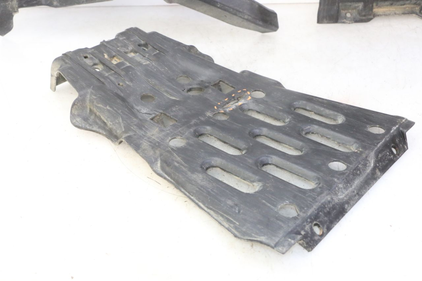 photo de PUNTALE YAMAHA YFM GRIZZLY 550 (2008 - 2015) - Primo piano ad alta risoluzione