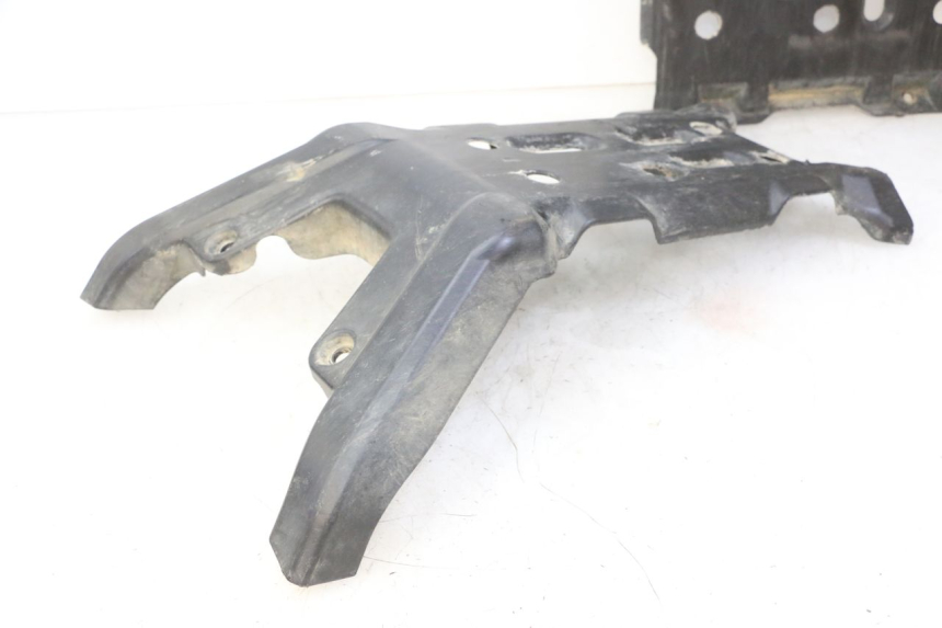 photo de PUNTALE YAMAHA YFM GRIZZLY 550 (2008 - 2015) - Marcature e riferimenti originali