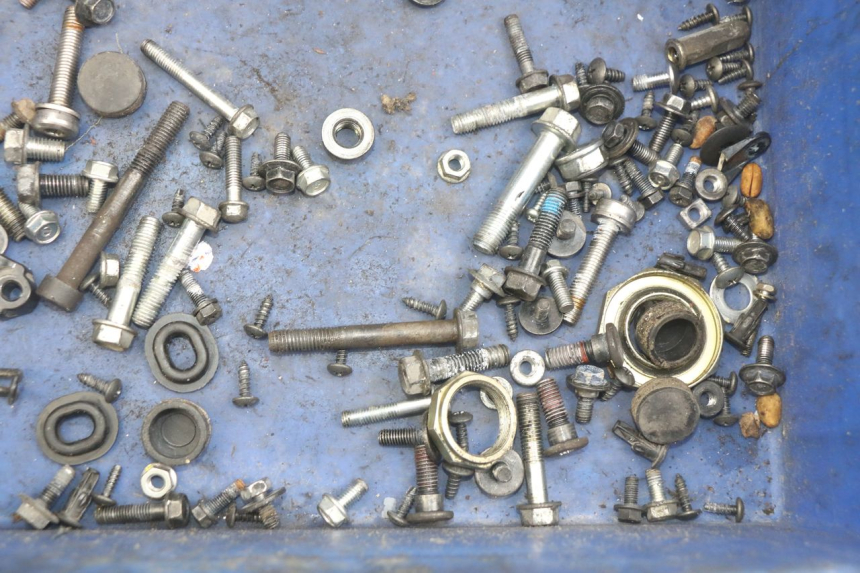 photo de SAC VITI BULLONE KYMCO AGILITY 16+ 4T 50 (2018 - 2023) - Zoom sullo stato d'uso