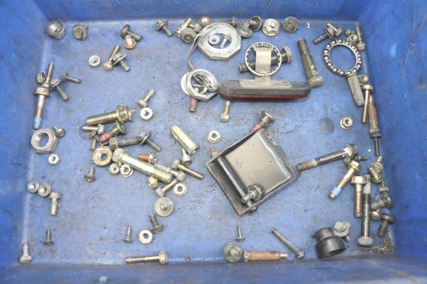 photo de SAC VITI BULLONI KYMCO AGILITY 4T 50 (2005 - 2018) - Vista principale