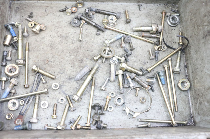 photo de SAC VITI BULLONI KYMCO AGILITY 4T 50 (2005 - 2018) - Dettaglio del componente