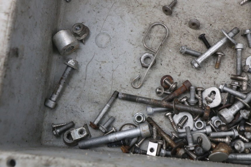 photo de SAC VITI BULLONE APRILIA ATLANTIC 125 (2003 - 2009) - Zoom sullo stato d'uso