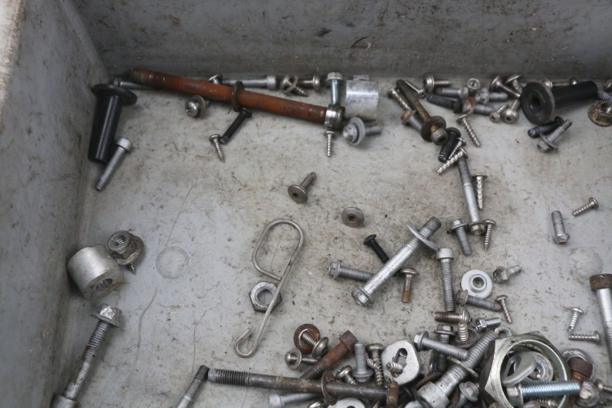 photo de SAC VITI BULLONE APRILIA ATLANTIC 125 (2003 - 2009) - Primo piano tecnico