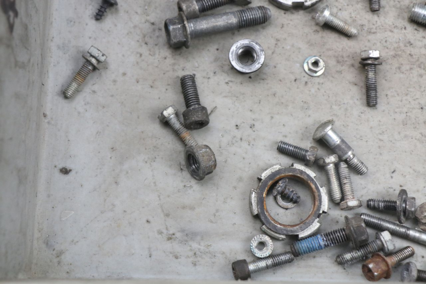 photo de SAC VITI BULLONI MBK BOOSTER SPIRIT 50 (2004 - 2017) - Dettaglio del componente