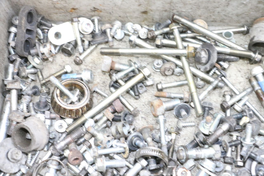 photo de VITI SUZUKI BURGMAN 650 (2013 - 2020) - Zoom sullo stato d'uso