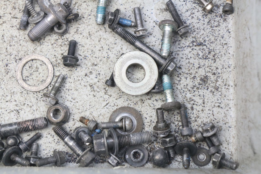 photo de SAC VITI BULLONERIA YAMAHA BW'S BWS 125 (2010 - 2013) - Zoom sullo stato d'uso