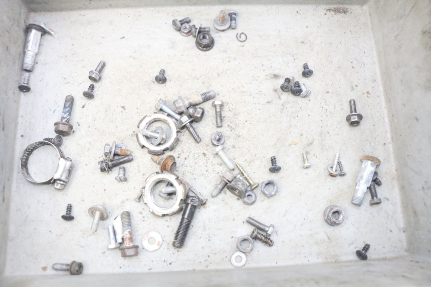 photo de SAC VITI BULLONE YAMAHA BW'S NAKED 50 (2008 - 2019) - Vista principale