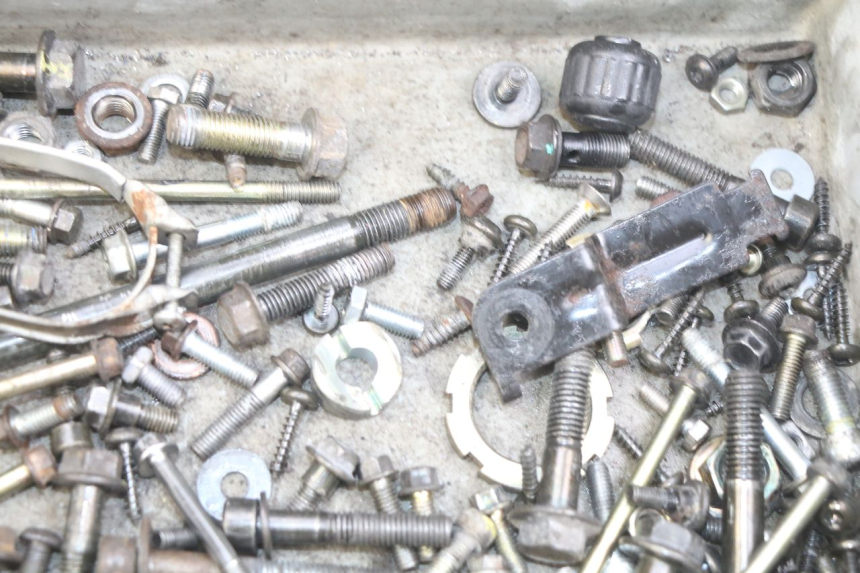 photo de SAC VITI BULLONI PEUGEOT CITYSTAR AIR 125 (2014 - 2017) - Zoom sullo stato d'uso