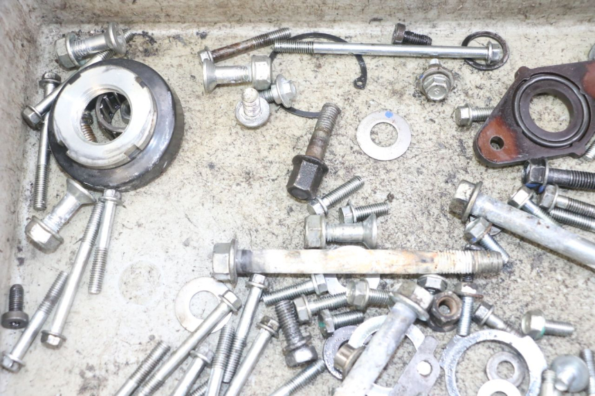 photo de SACCHETTO VITI VITE HONDA CRF-F CRF F 110 (2019 - 2022) - Zoom sullo stato d'uso