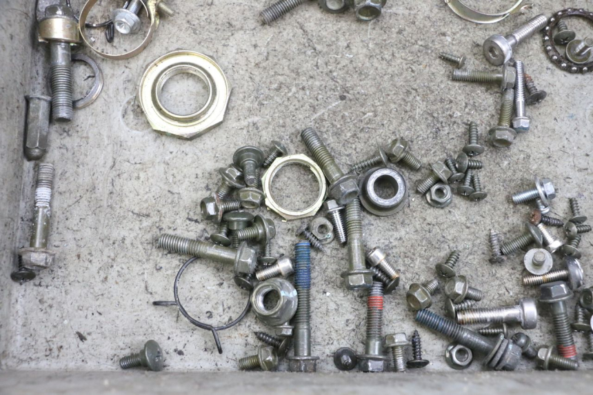 photo de SAC VITI BULLONE SYM CROX 4T 50 (2016 - 2023) - Zoom sullo stato d'uso