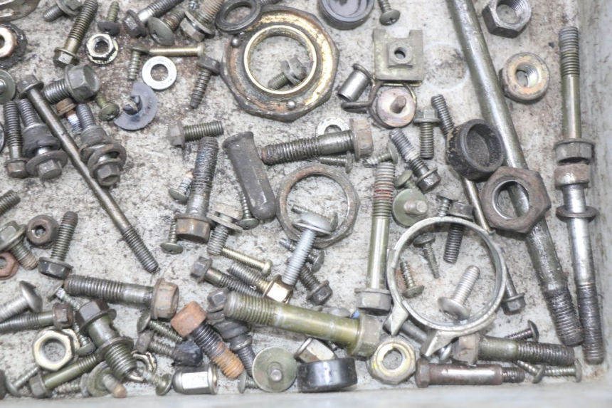 photo de SAC VITI BULLONI KYMCO DINK 4T 50 (2007 - 2018) - Primo piano tecnico