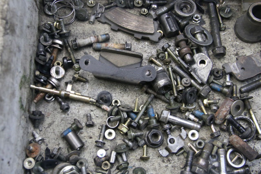 photo de SAC VITI BULLONI KYMCO DINK STREET 125 (2009 - 2014) - Zoom sullo stato d'uso