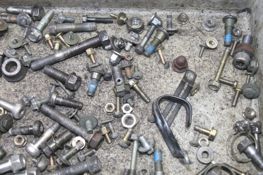 photo de SAC VITI BULLONI KYMCO DINK STREET 125 (2009 - 2014) - Zoom sullo stato d'uso