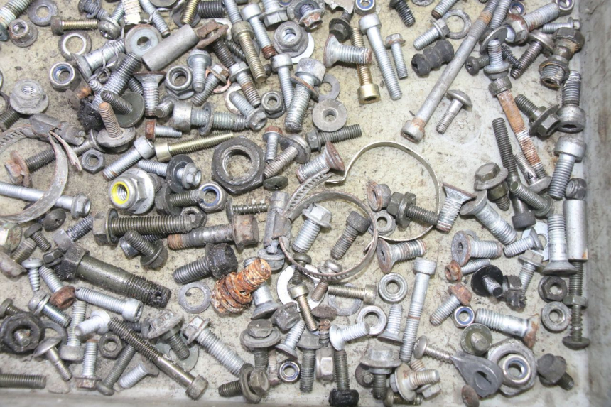 photo de SAC VITI APRILIA ETX 125 (1998 - 2002) - Primo piano tecnico