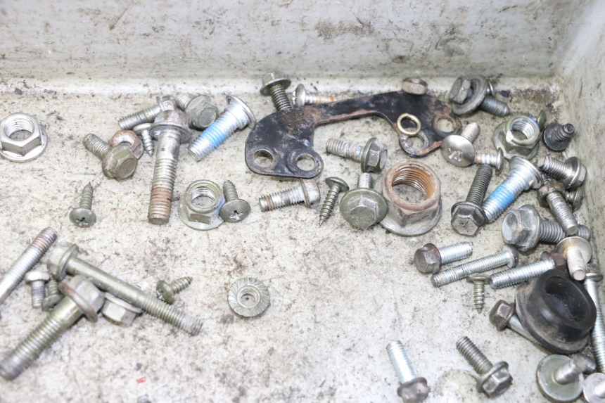 photo de SAC VITI VITE JM MOTORS EVOLIS 4T 50 (2018 - 2022) - Altra angolazione