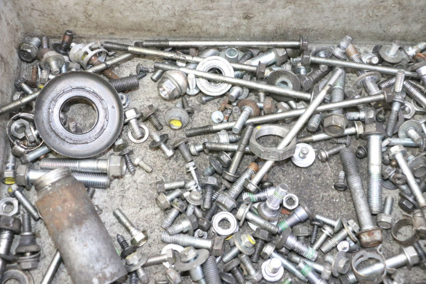 photo de SAC VITI BULLONE HONDA FES S-WING SWING ABS 125 (2007 - 2015) - Dettaglio del componente