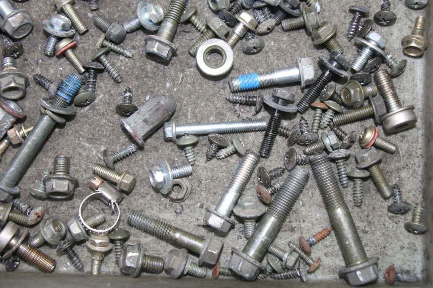 photo de SAC VITI BULLONE SYM FIDDLE 3 III 125 (2014 - 2020) - Primo piano tecnico