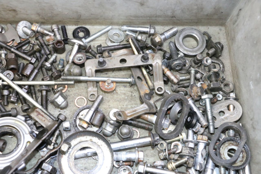 photo de VITI YAMAHA FJ 36Y 1100 (1984 - 1985) - Vista d'insieme del prodotto