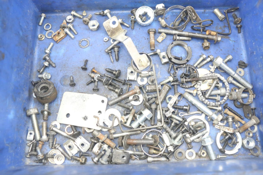 photo de SAC VITI VITE PIAGGIO FLY 4T 50 (2013 - 2017) - Vista principale