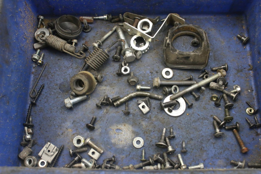 photo de SAC VITI VITE PIAGGIO FLY 4T 50 (2013 - 2017) - Vista principale