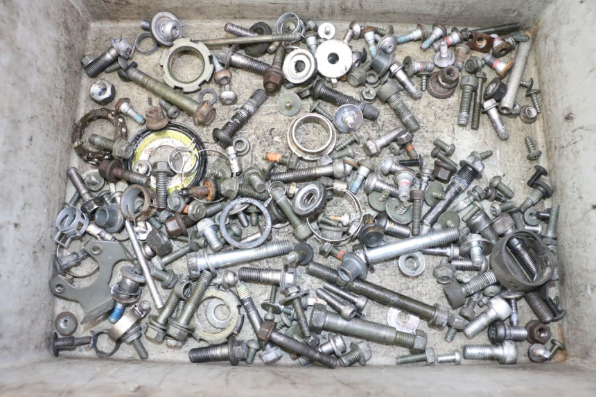 photo de VITI YAMAHA FZ6 FAZER S2 600 (2007 - 2011) - Vista principale