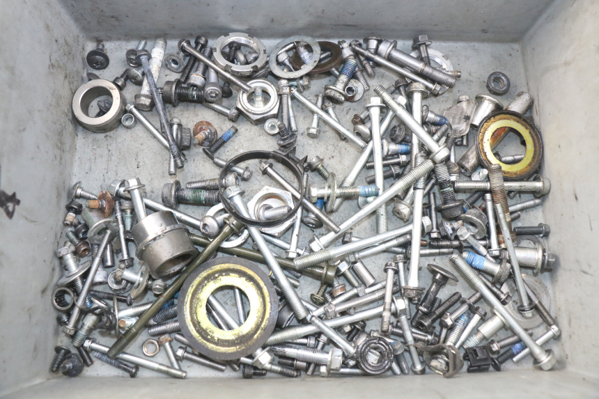 photo de VITI SUZUKI GSR 600 (2005 - 2012) - Vista principale