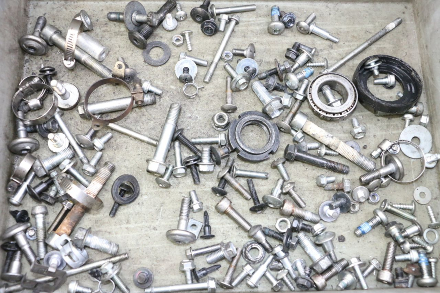 photo de VITI SUZUKI GSR 750 (2011 - 2017) - Dettaglio del componente