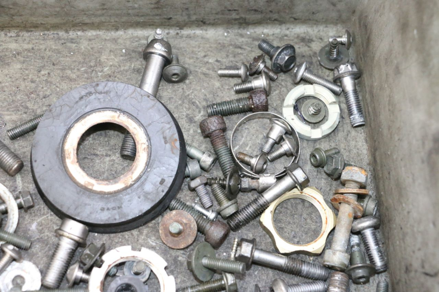 photo de VITI SUZUKI GSXR GSX-R 1000 (2003 - 2004) - Vista d'insieme del prodotto