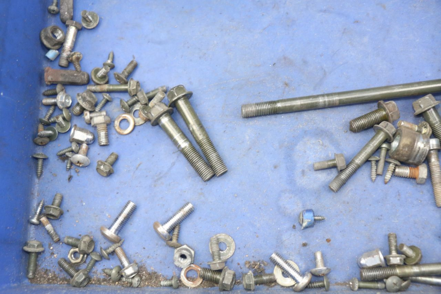 photo de SAC VITI BULLONI HAOTIAN HT125T-2 125 - Zoom sullo stato d'uso