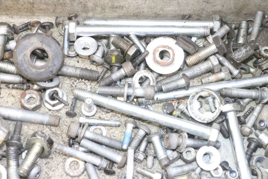 photo de VITI PIAGGIO IE MP3 YOURBAN 300 (2011 - 2016) - Altra angolazione