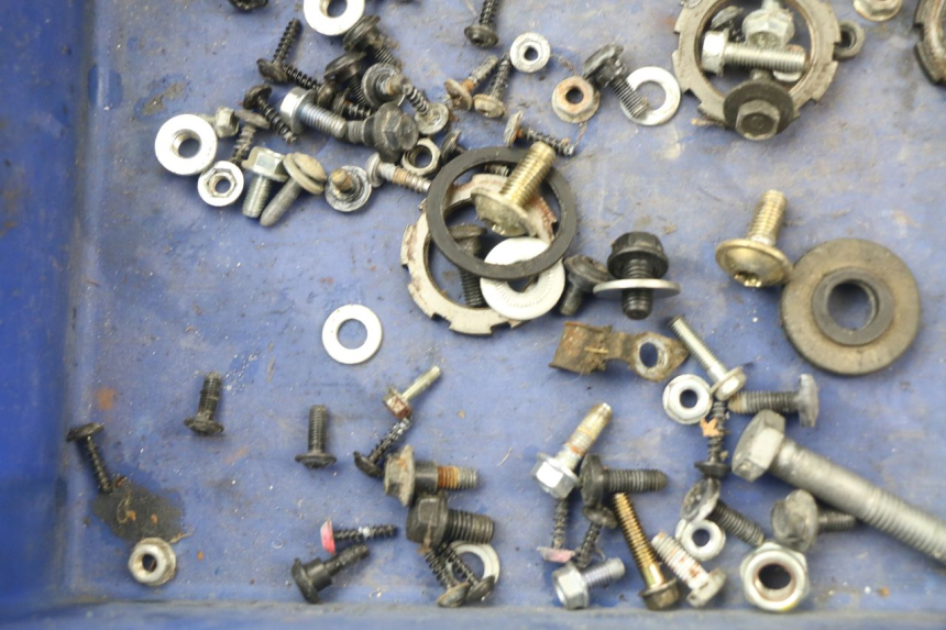 photo de VITI PEUGEOT JET FORCE CARBU 50 (2003 - 2016) - Altra angolazione