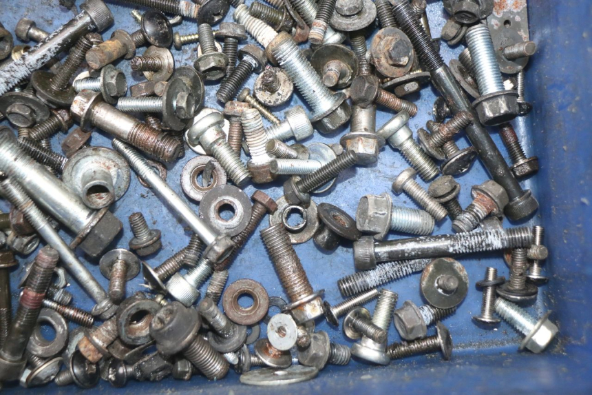 photo de SAC VITI BULLONE KAWASAKI GTR 1000 (1994 - 2004) - Primo piano tecnico