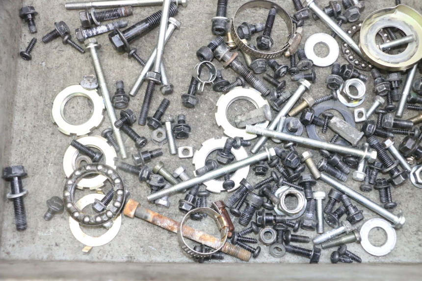 photo de SAC VITI BULLONI PEUGEOT KISBEE 2T 50 (2018 - 2022) - Dettaglio del componente