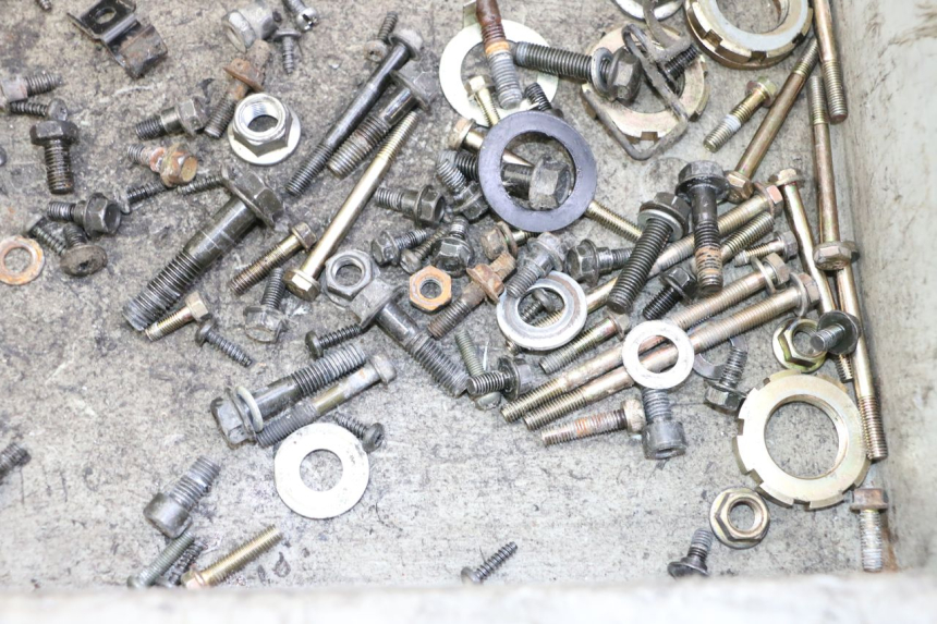 photo de SAC VITI BULLONE PEUGEOT KISBEE 2T 50 (2010 - 2017) - Zoom sullo stato d'uso