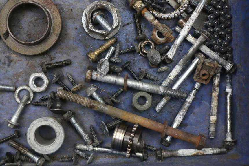 photo de VITI RENAULT KOURANOS 125 (2001 - 2004) - Primo piano tecnico