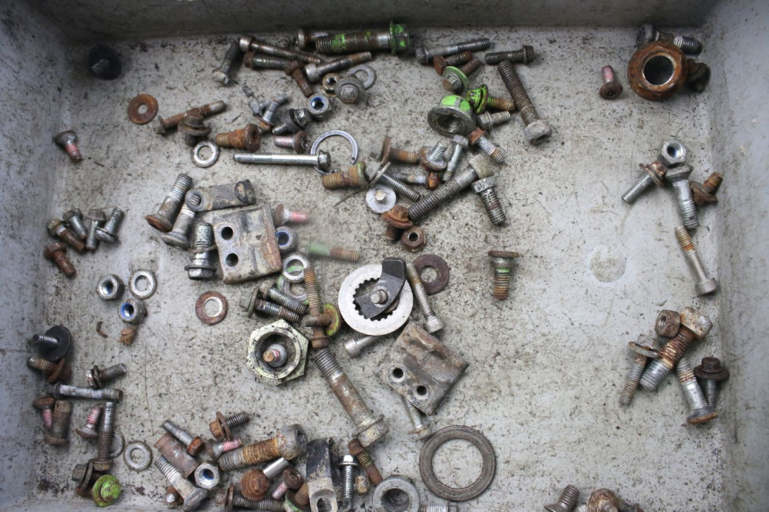 photo de SAC VITI BULLONERIA KAWASAKI KX 250 (1994 - 1998) - Dettaglio del componente