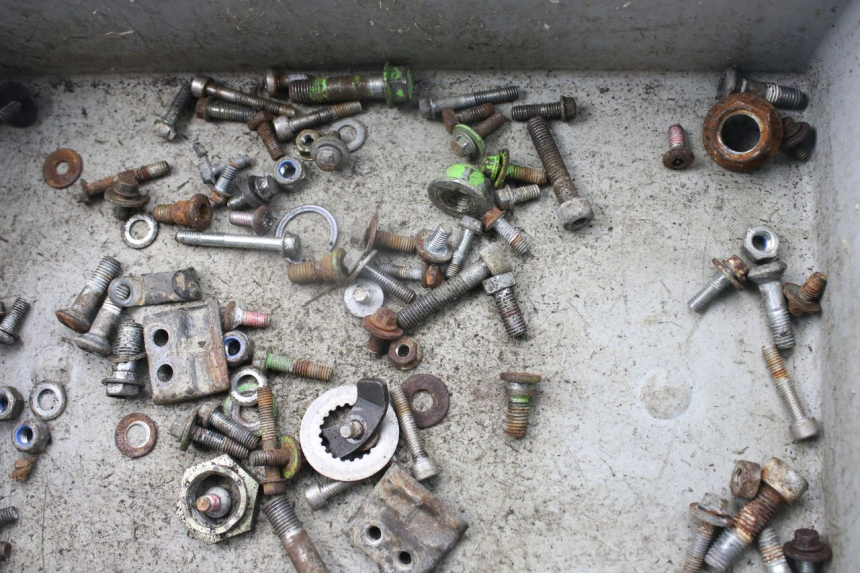 photo de SAC VITI BULLONERIA KAWASAKI KX 250 (1994 - 1998) - Primo piano tecnico