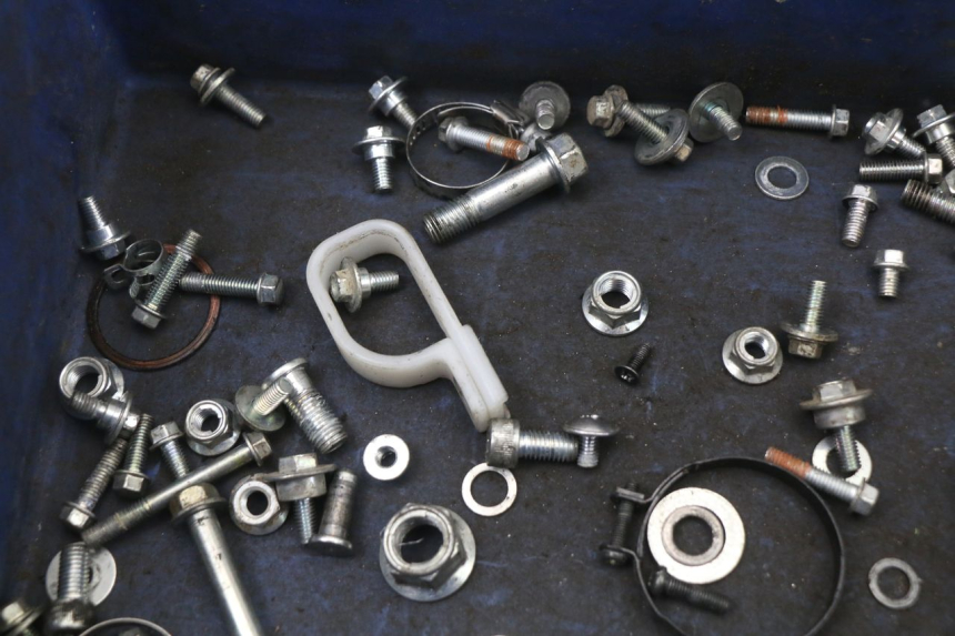 photo de SAC VITI BULLONE KAWASAKI KX L 85 (2022 - 2024) - Dettaglio del componente