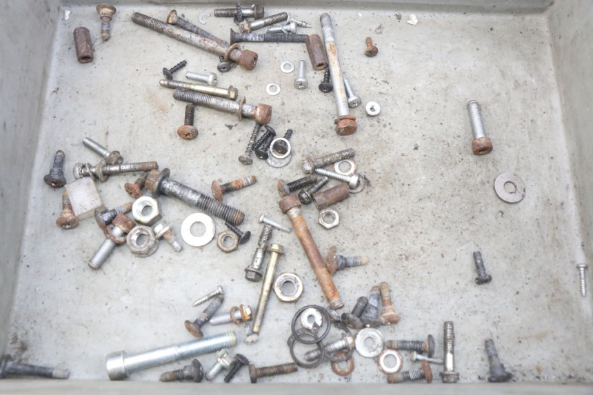 photo de SAC VITI BULLONI PIAGGIO LIBERTY 4T 50 (2004 - 2008) - Dettaglio del componente