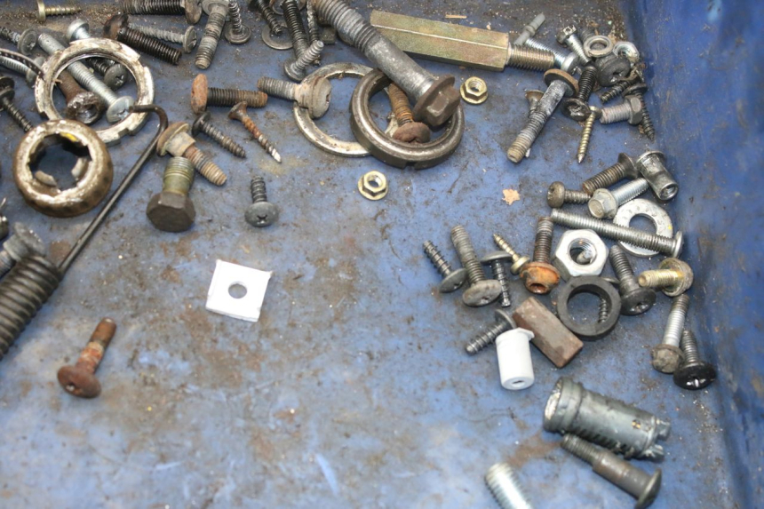 photo de SAC VITI BULLONI PIAGGIO LIBERTY 4T 50 (2004 - 2008) - Dettaglio del componente