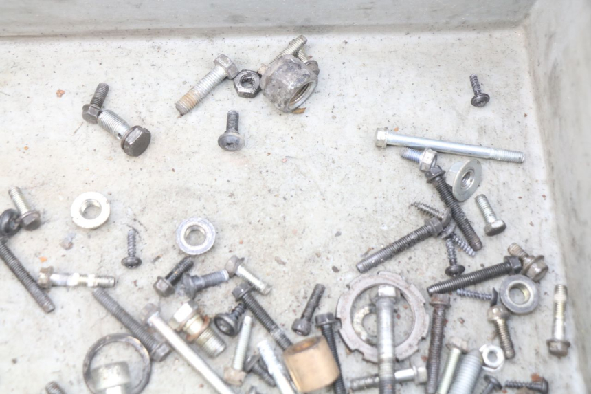 photo de SAC VITI BULLONE PEUGEOT LUDIX 2 PRO 4T 50 (2008 - 2013) - Altra angolazione