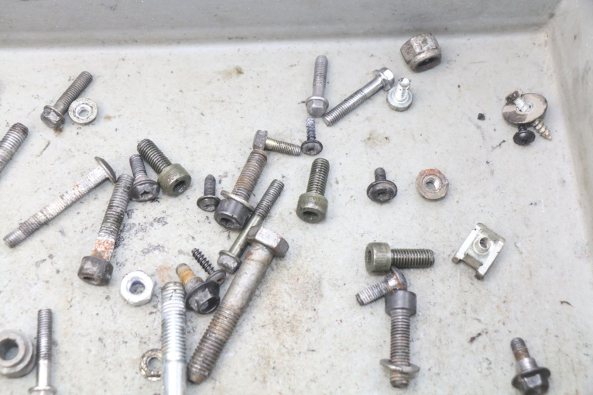 photo de SAC VITI BULLONE PEUGEOT LUDIX 50 (2008 - 2017) - Zoom sullo stato d'uso