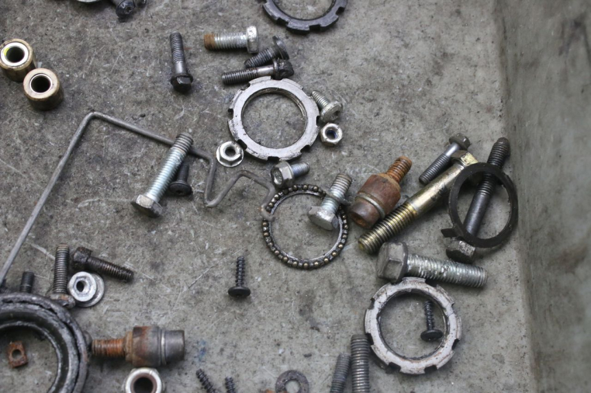 photo de SAC VITI BULLONE PEUGEOT LUDIX 50 (2008 - 2017) - Zoom sullo stato d'uso