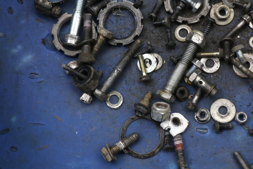 photo de SAC VITI BULLONE PEUGEOT LUDIX 50 (2005 - 2007) - Altra angolazione