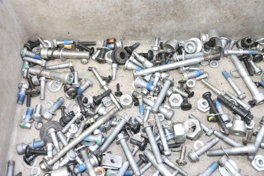 photo de VITI PIAGGIO MP3 HPE 310 (2024 - 2025) - Zoom sullo stato d'uso